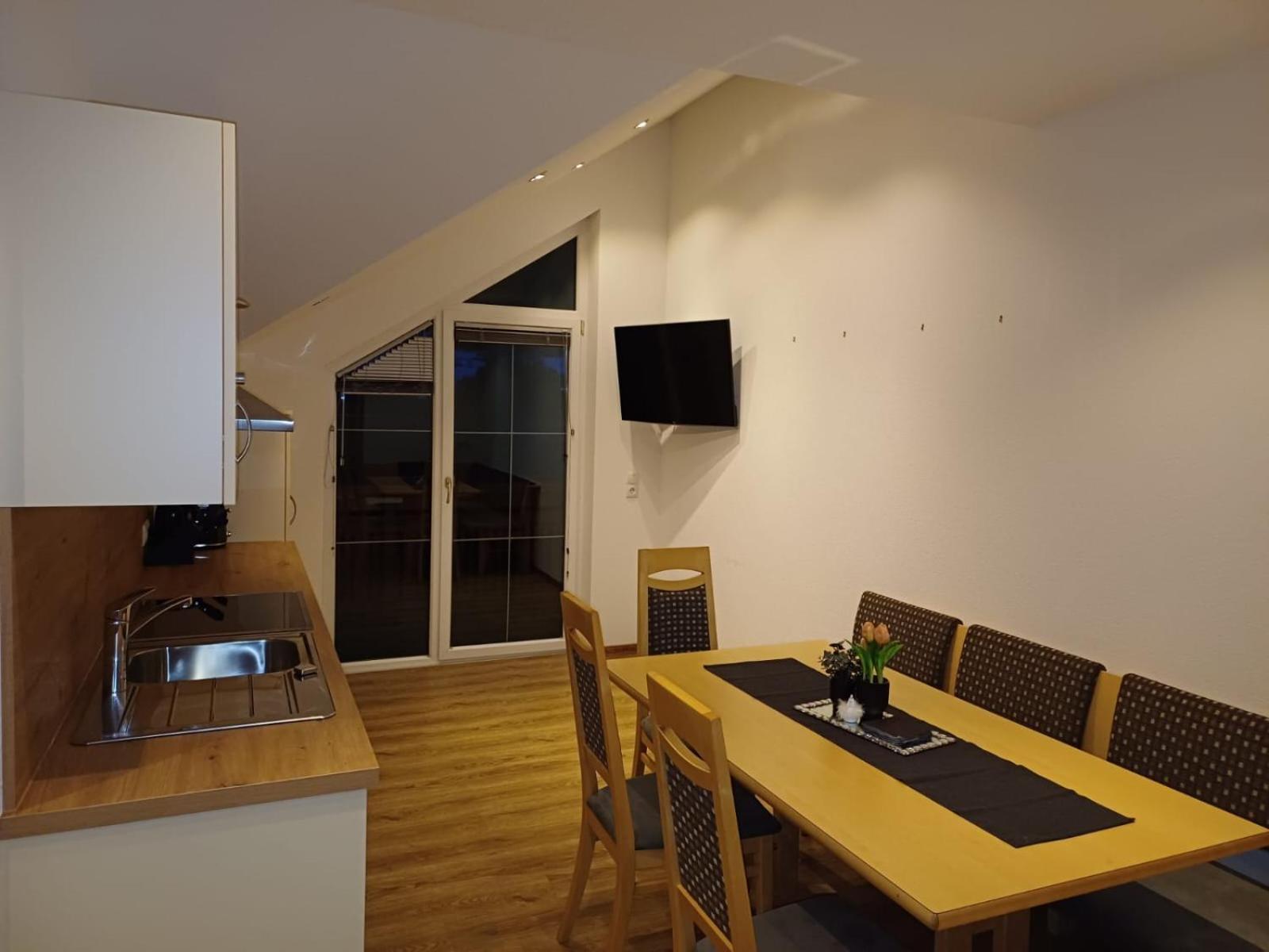 Gundolf Christine Apartamento
